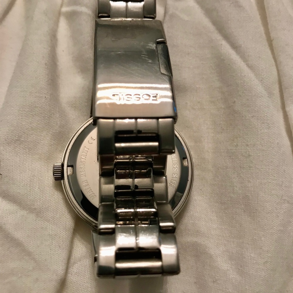 Watch - Picture 3 of 6